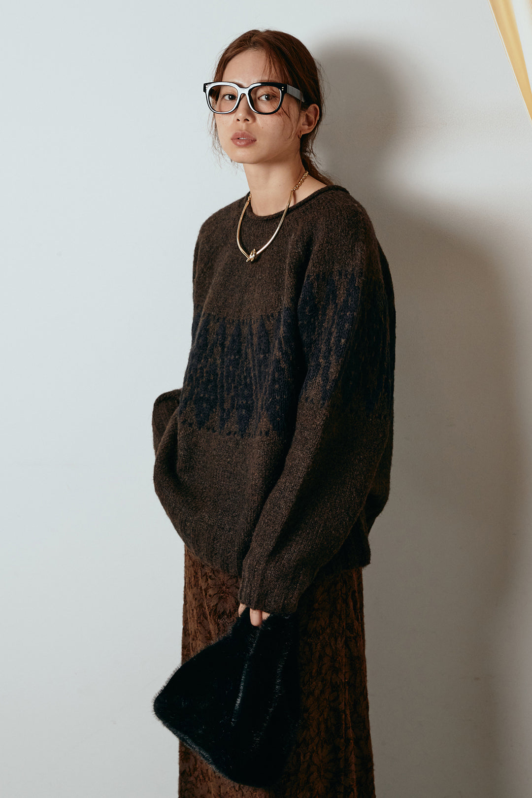 [SET]モノトーン柄ニットトップス+花柄刺繍ベロアフレアスカート(2set)