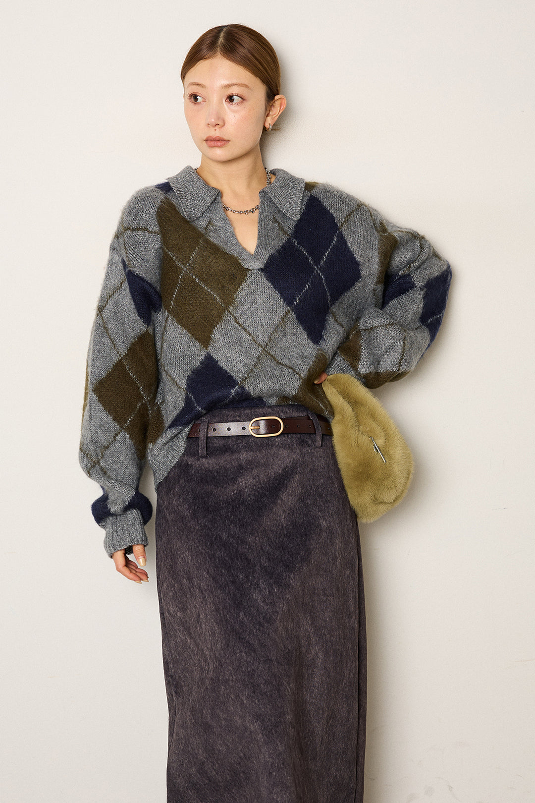 [SET]アクリルモヘアアーガイルキーネックプルオーバー+ロープベルト付きスウェード調スカート(2set)