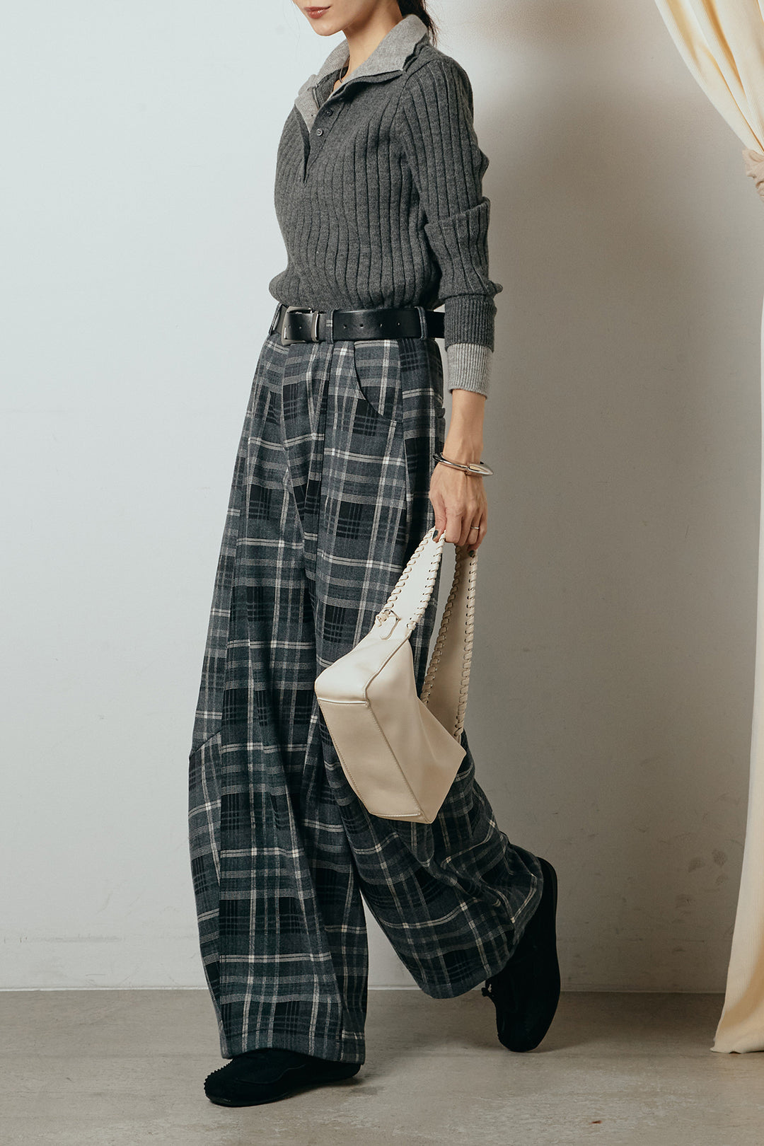 [SET]レイヤード風リブニットトップス+ベルト付きタータンチェックカーブワイドパンツ(2set)