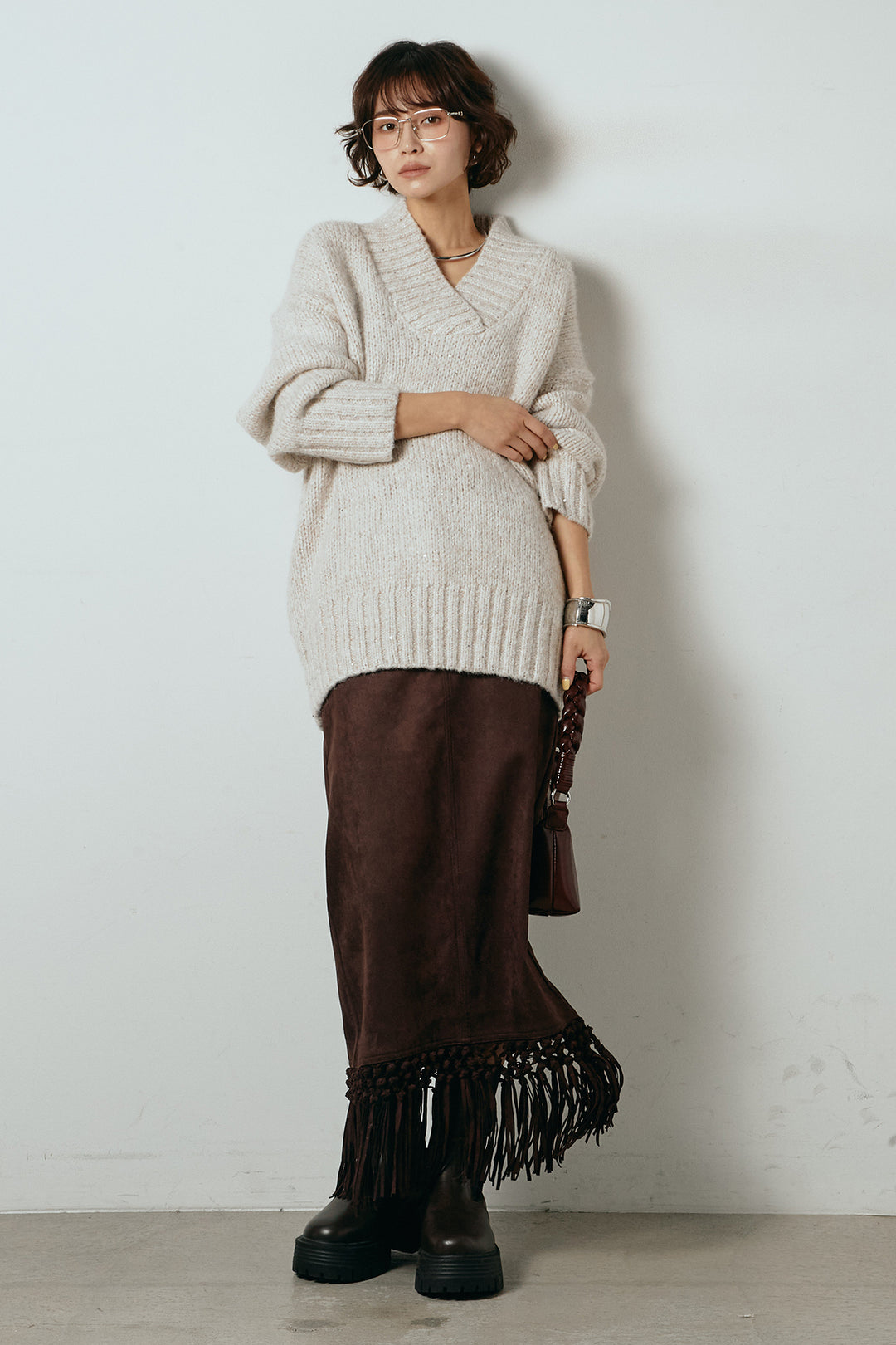 [SET]Vネックラメニットトップス+スウェードライク裾フリンジスカート(2set)