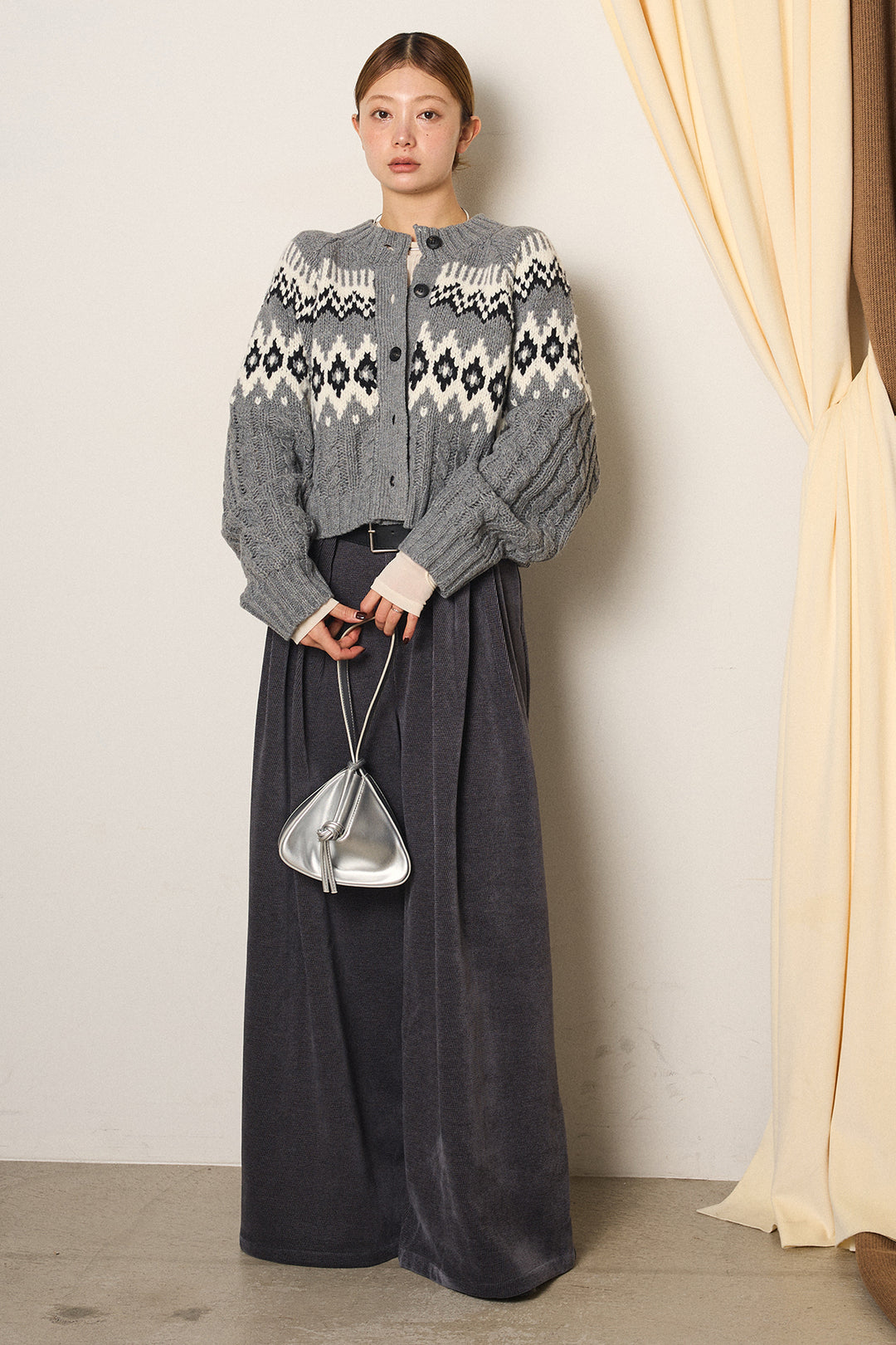 [SET]2WAY求心柄ジャガードショートカーディガン+ベルトループコーデュロイワイドパンツ+2WAY袖コード刺繍クルーネックプルオーバー(3set)