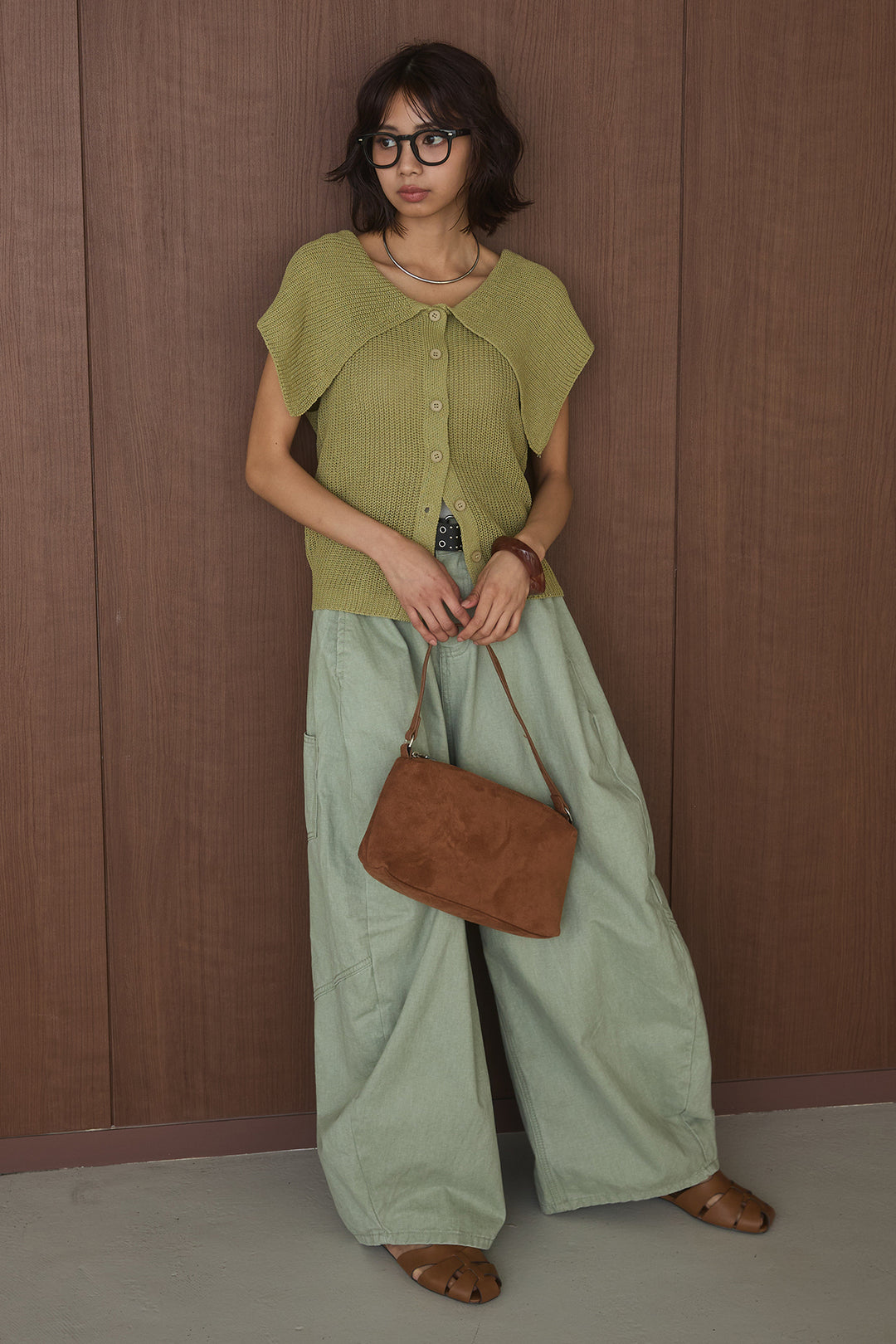 [SET]ビッグカラーボタンニットトップス+ベルト付きカラーデニムパンツ(2set)