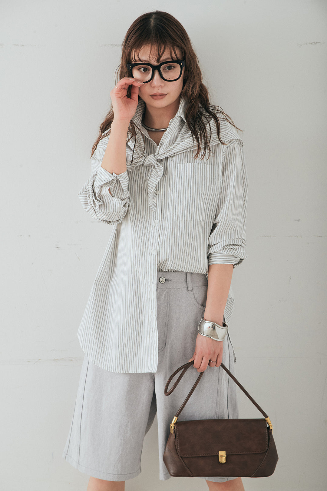 [SET]ランダムストライプスカーフ付きシャツ+デニムハーフパンツ(2set)