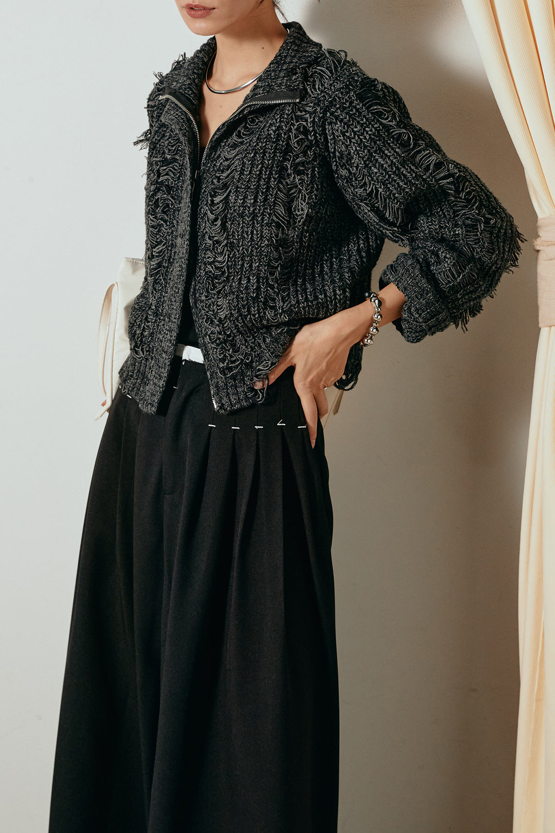 [SET]ハイネックフリンジジップニットトップス+ウエストステッチデザインワイドスラックス(2set)