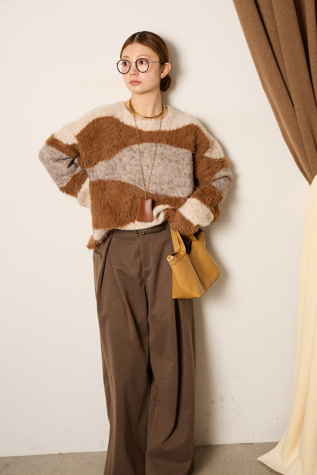 [SET]シャギーウェーブ柄クルーネックニットトップス+細ベルト付き起毛タックワイドパンツ(2set)