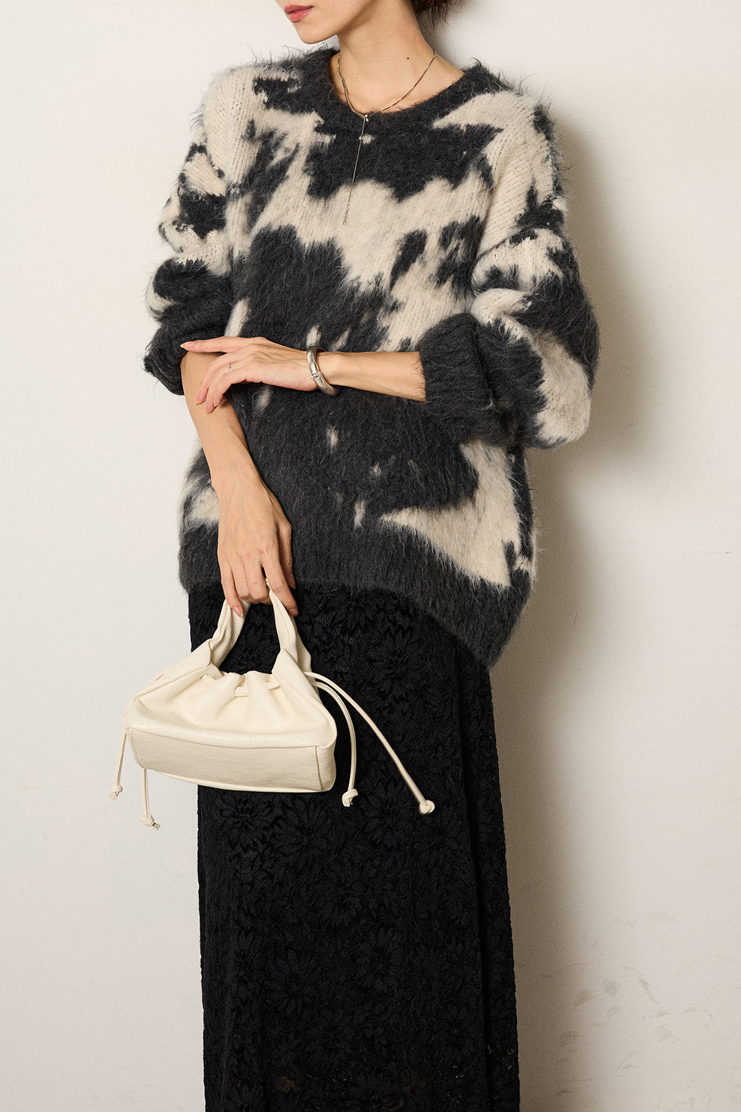 [SET]モヘアタッチマーブルニット+花柄刺繍ベロアフレアスカート(2set)