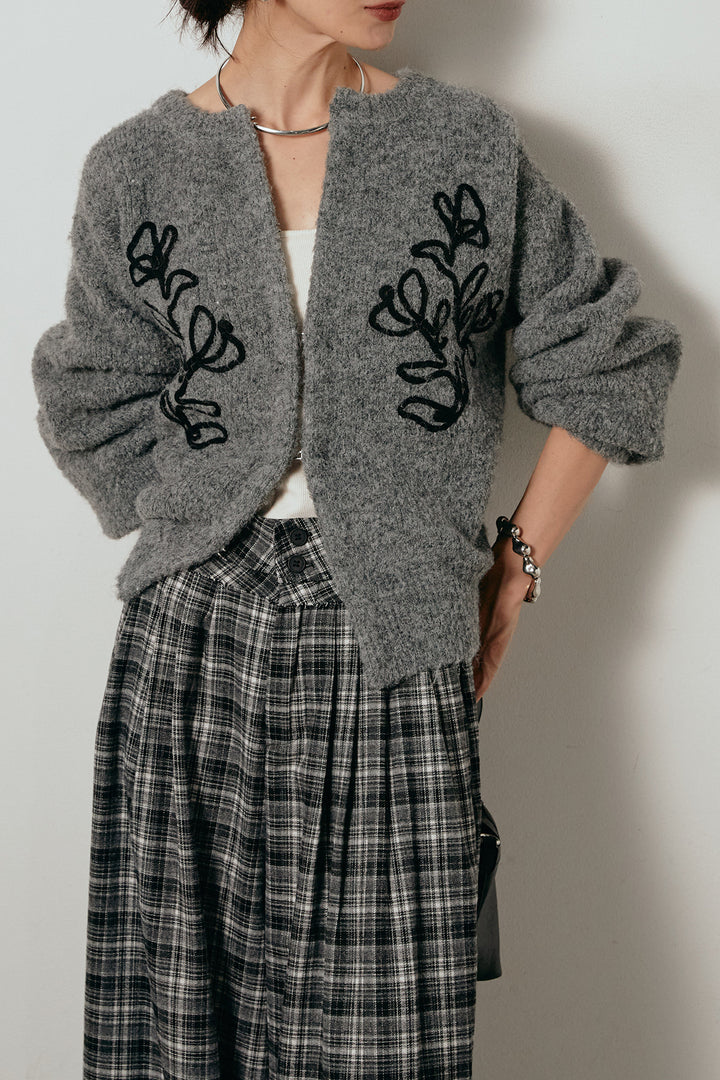 [SET]テープ刺繍ニットカーディガン+ウエスト切りっぱなしタックワイドパンツ(2set)