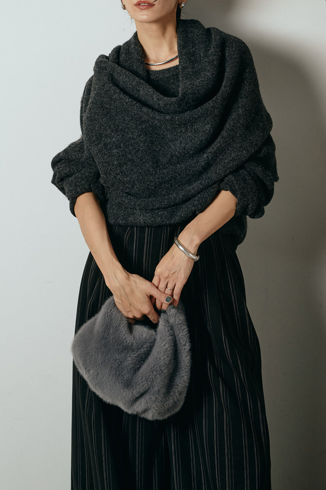 [SET]ネック巻きデザインニットトップス+タック入りマルチストライプ柄ワイドパンツ(2set)