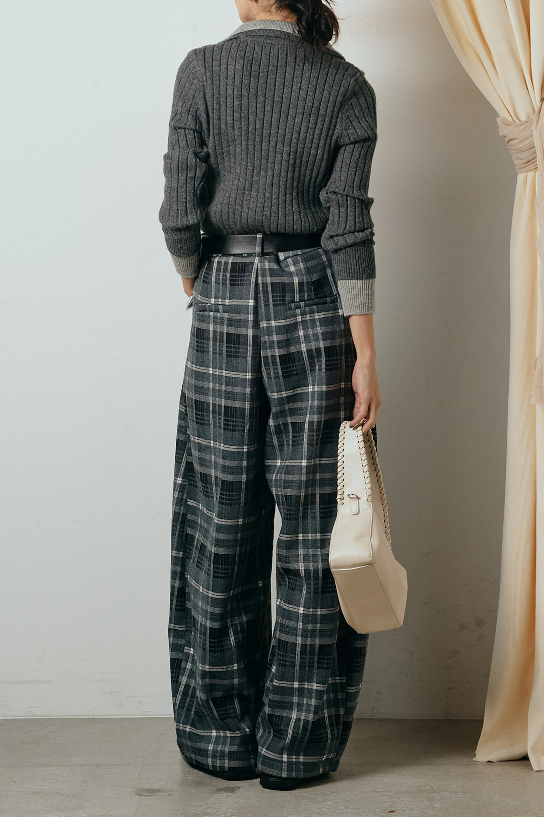 [SET]レイヤード風リブニットトップス+ベルト付きタータンチェックカーブワイドパンツ(2set)