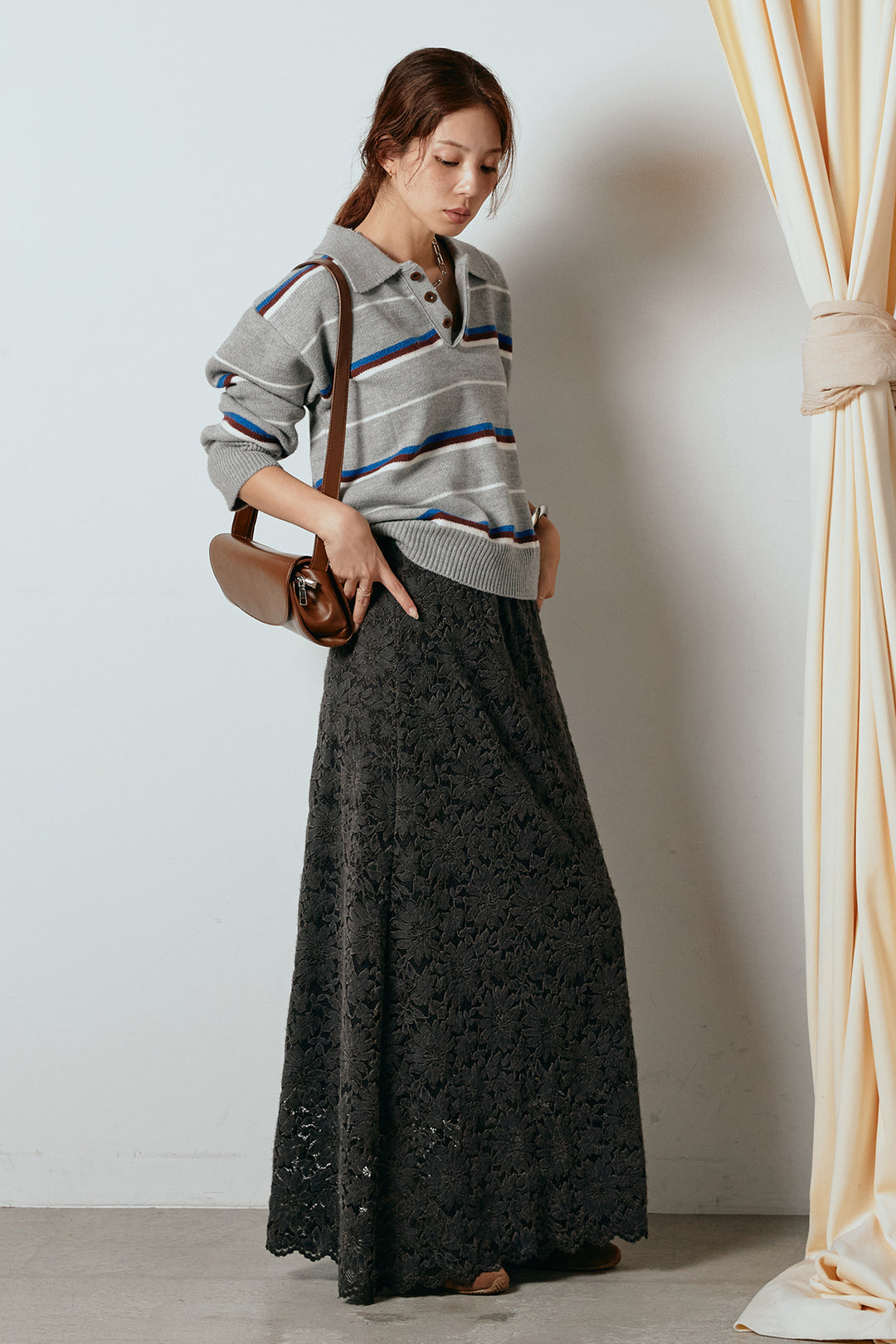 [SET]襟付きマルチボーダーニットポロトップス+花柄刺繍ベロアフレアスカート(2set)