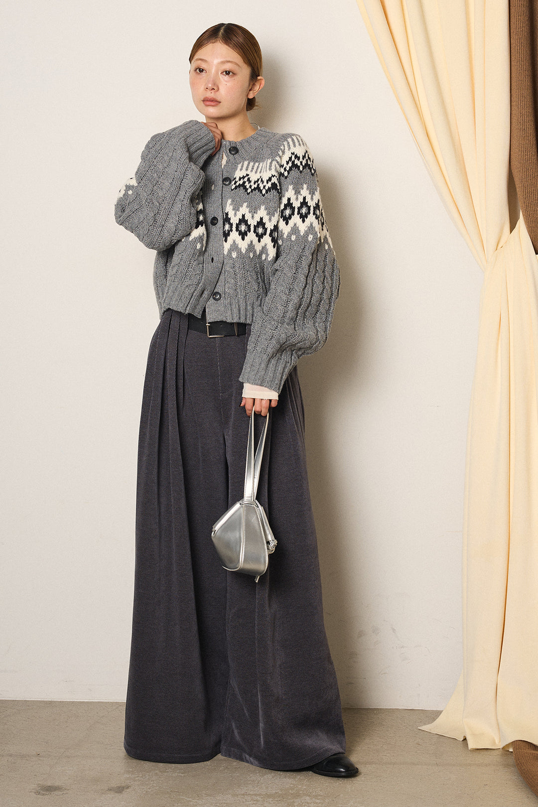 [SET]2WAY求心柄ジャガードショートカーディガン+ベルトループコーデュロイワイドパンツ+2WAY袖コード刺繍クルーネックプルオーバー(3set)
