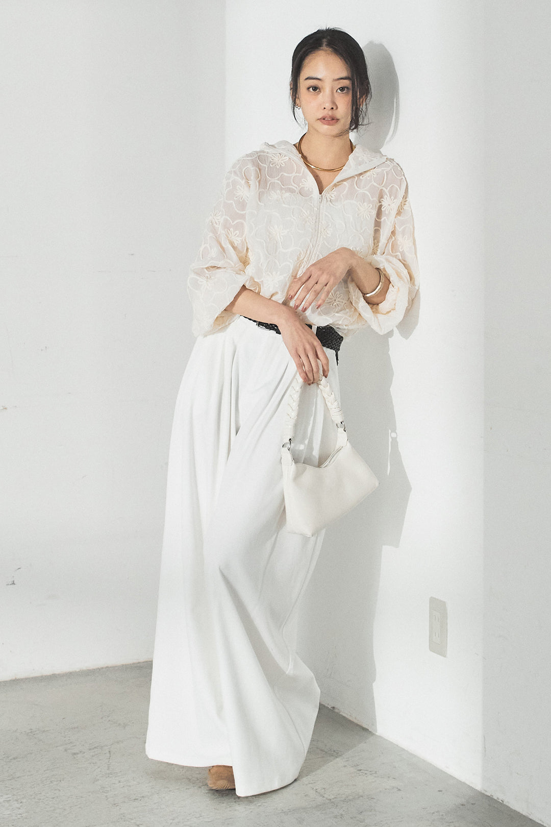 [SET]シアーフラワーフードブルゾン+編みベルト付きウエストタックワイドパンツ(2set)