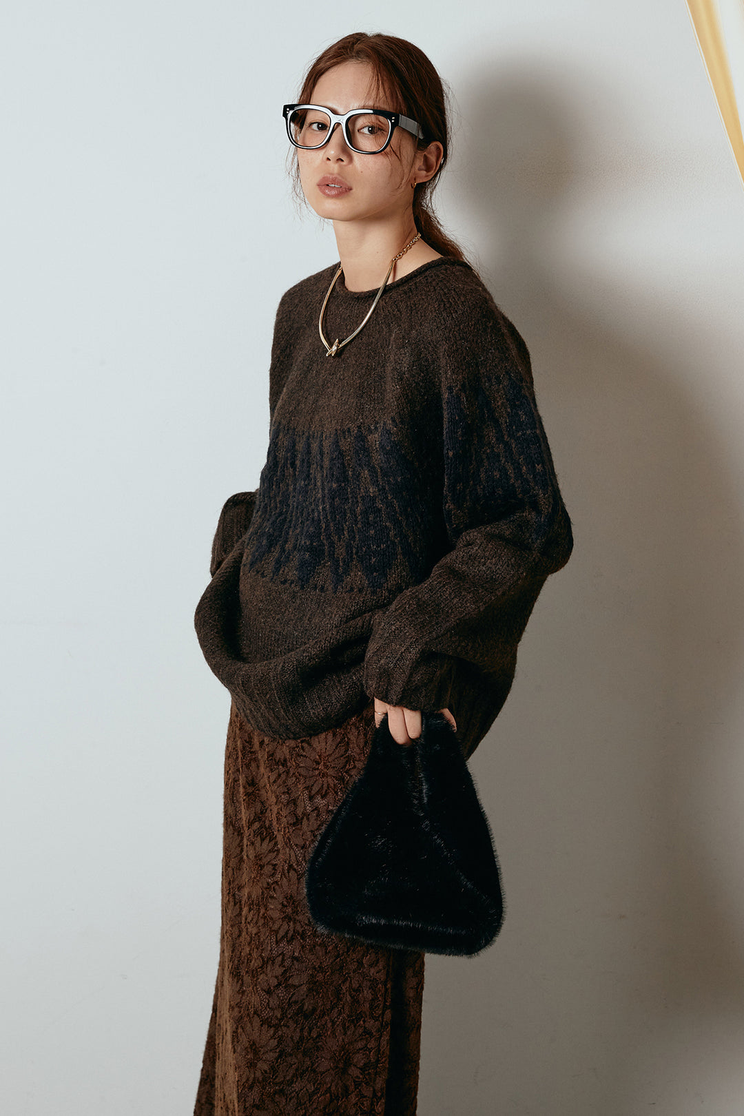 [SET]モノトーン柄ニットトップス+花柄刺繍ベロアフレアスカート(2set)