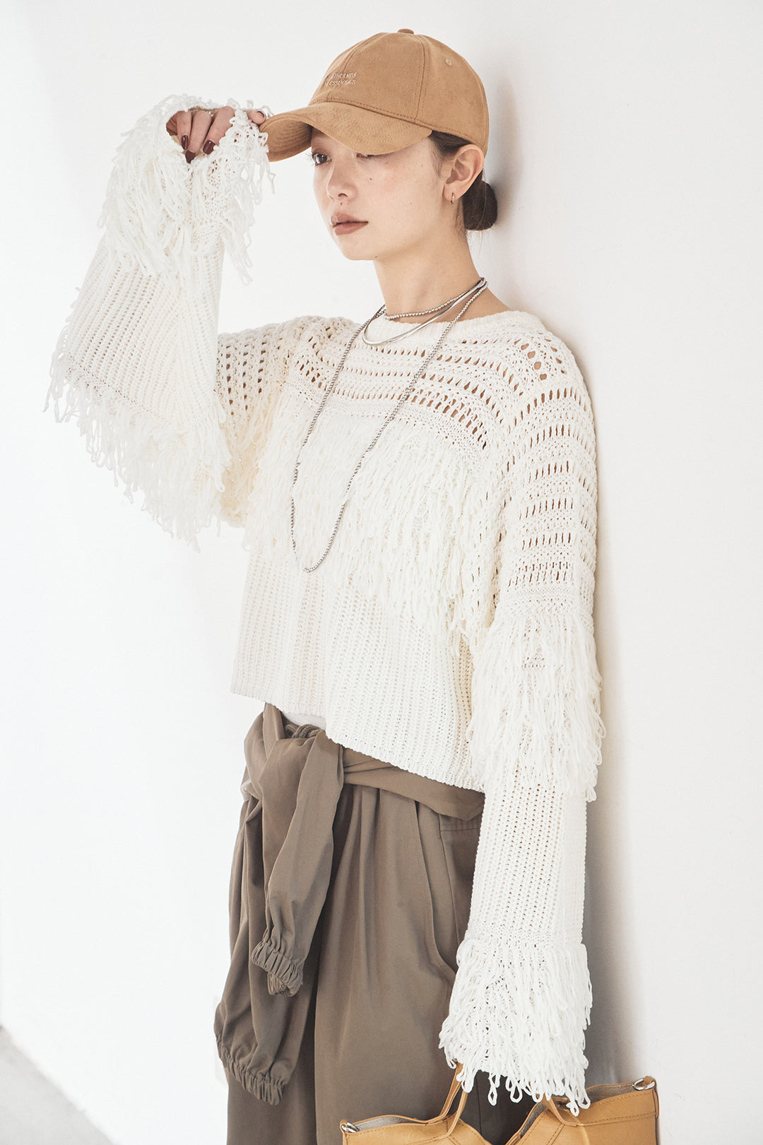 [SET]メッシュフリンジ切り替えプルオーバー+合繊ツイルスタンドウエスト巻きジョガーパンツ(2set)