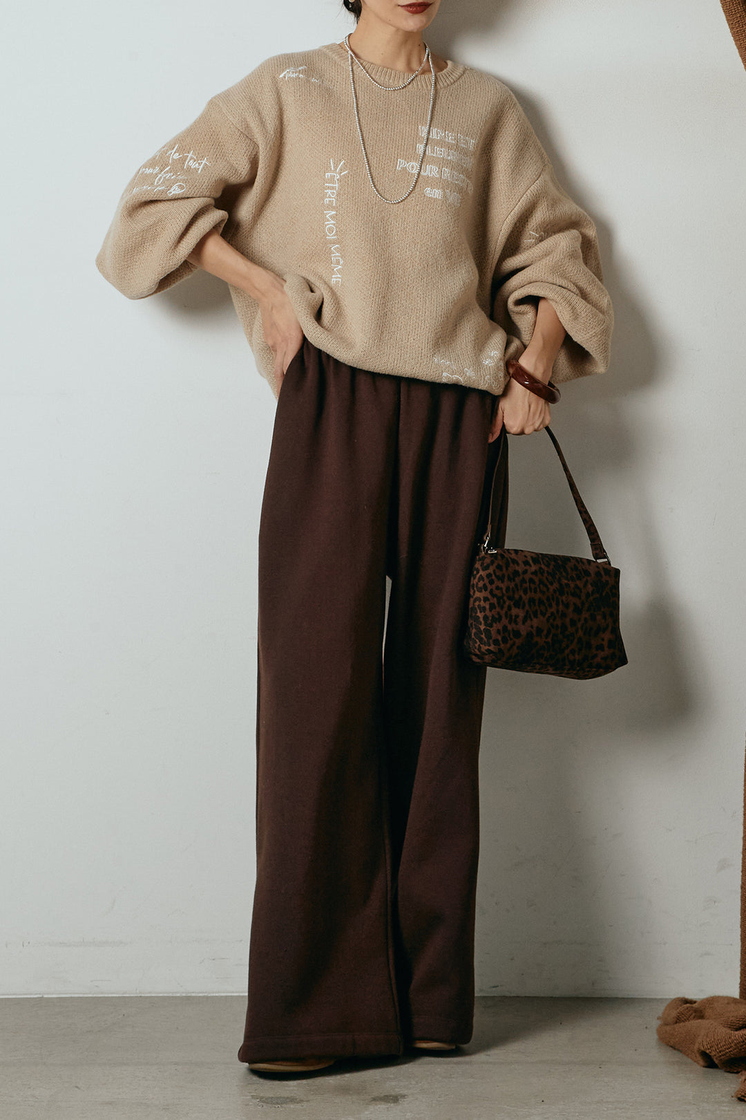 [SET]刺繍ロゴランダムデザインニットトップス+裏起毛スウェットワイドパンツ(2set)