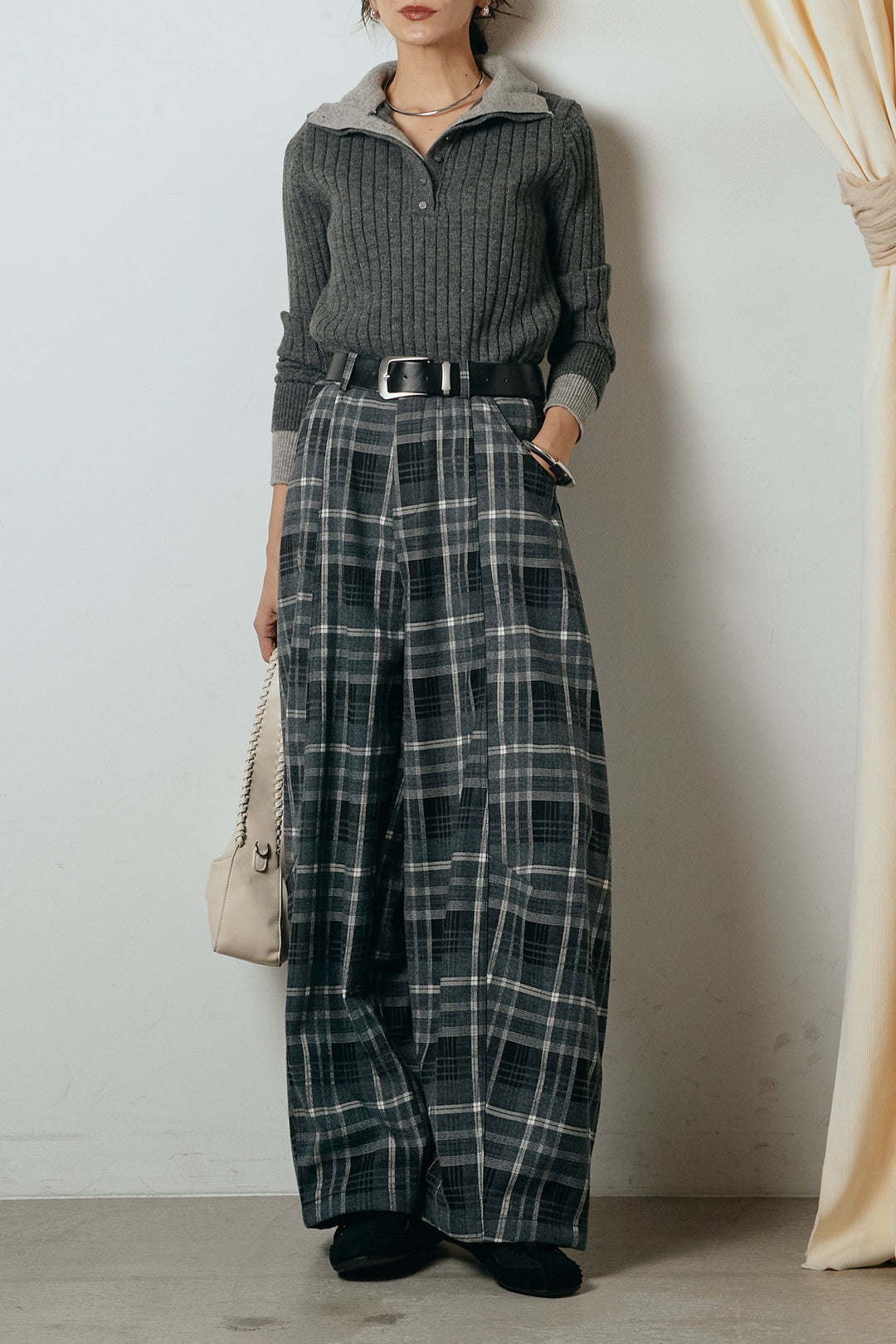 [SET]レイヤード風リブニットトップス+ベルト付きタータンチェックカーブワイドパンツ(2set)