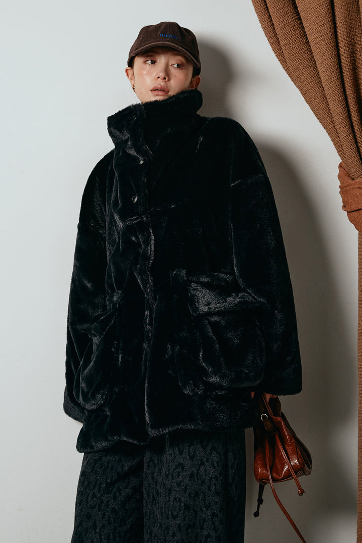 スタンドネックファーコート