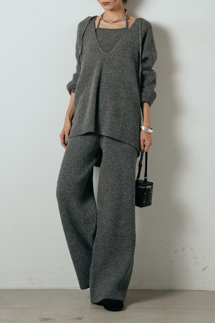 [SET]ホルターネックケーブルニットSETUP