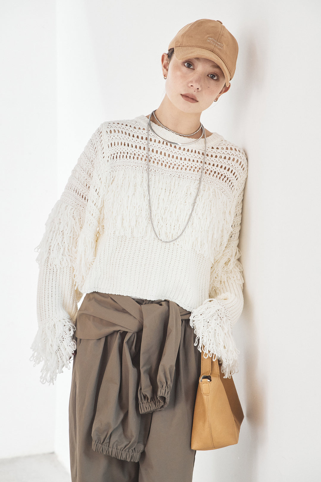 [SET]メッシュフリンジ切り替えプルオーバー+合繊ツイルスタンドウエスト巻きジョガーパンツ(2set)