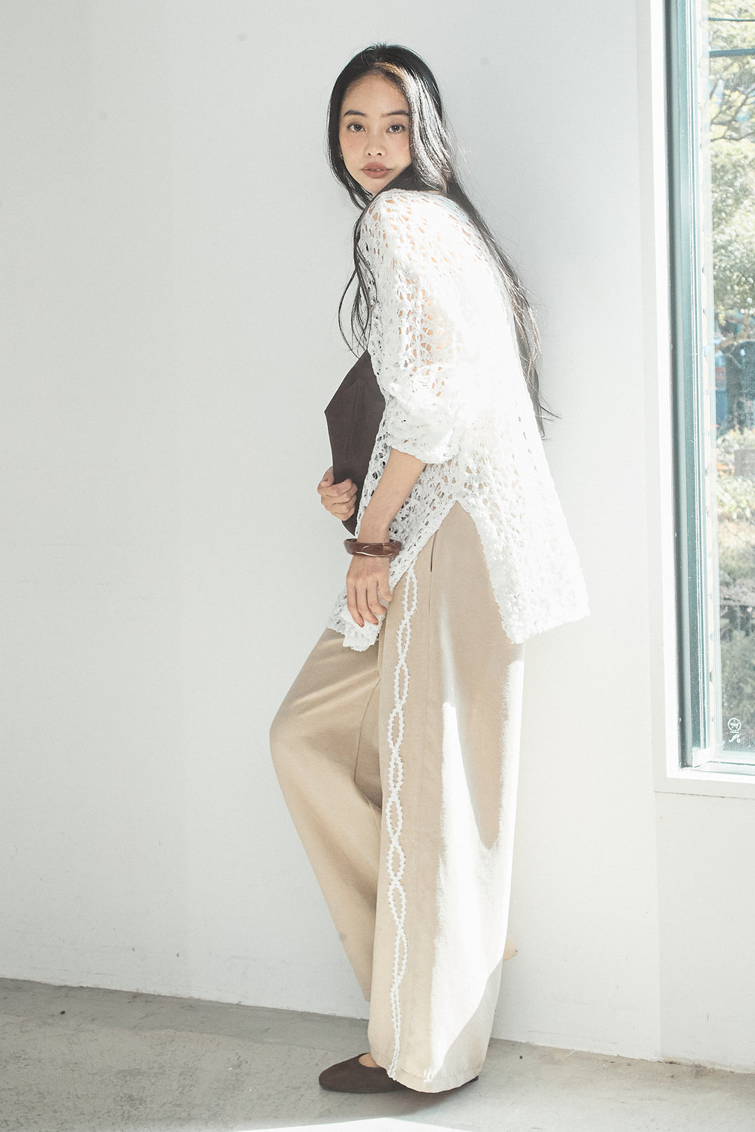 [SET]リラックスメッシュニットトップス+刺繡テープラインパンツ(2set)