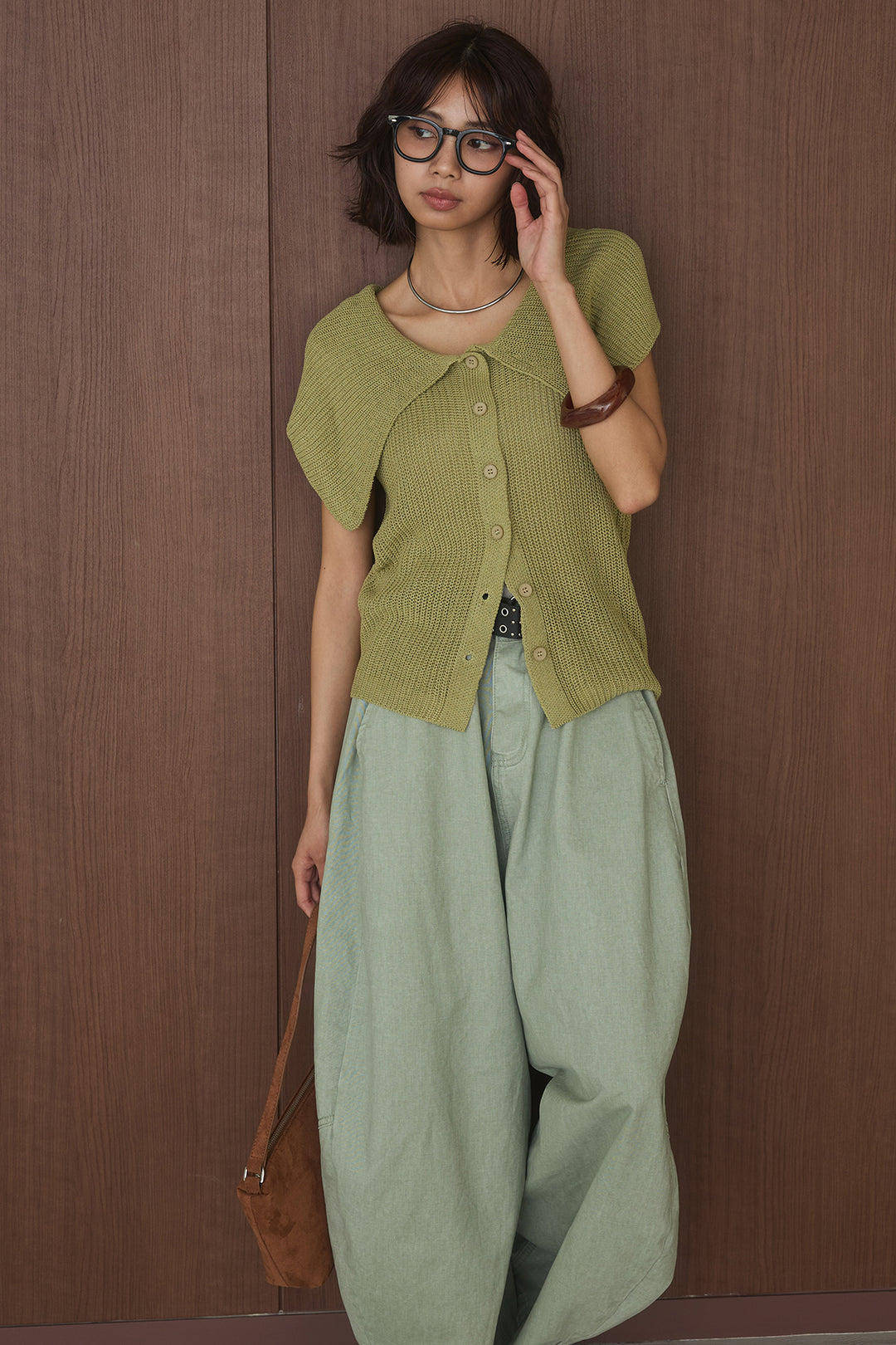 [SET]ビッグカラーボタンニットトップス+ベルト付きカラーデニムパンツ(2set)