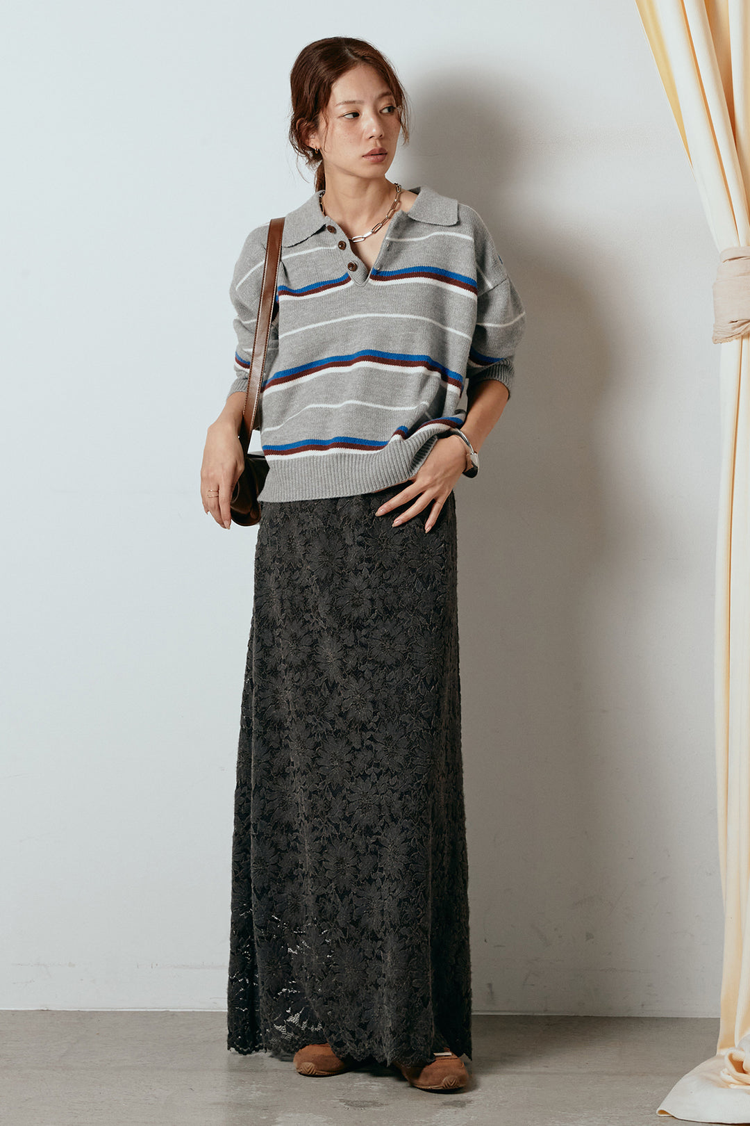 [SET]襟付きマルチボーダーニットポロトップス+花柄刺繍ベロアフレアスカート(2set)