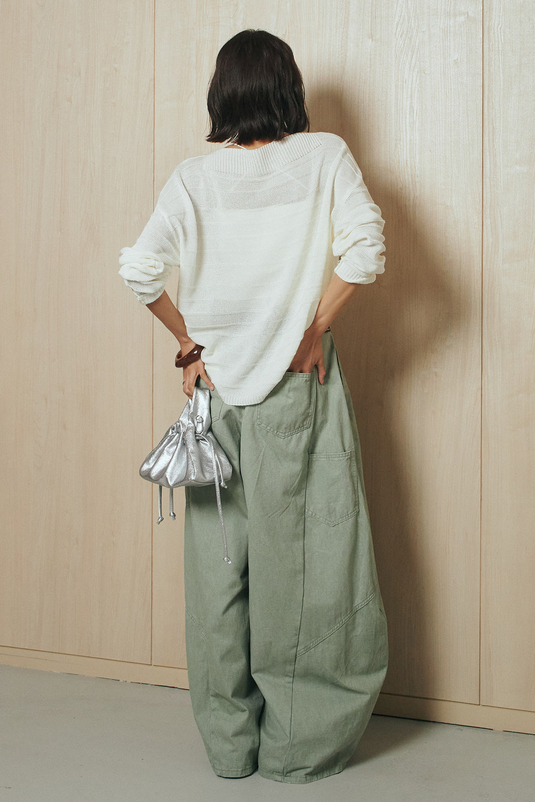 [SET]麻混リラックスニットトップス+ベルト付きカラーデニムパンツ(2set)