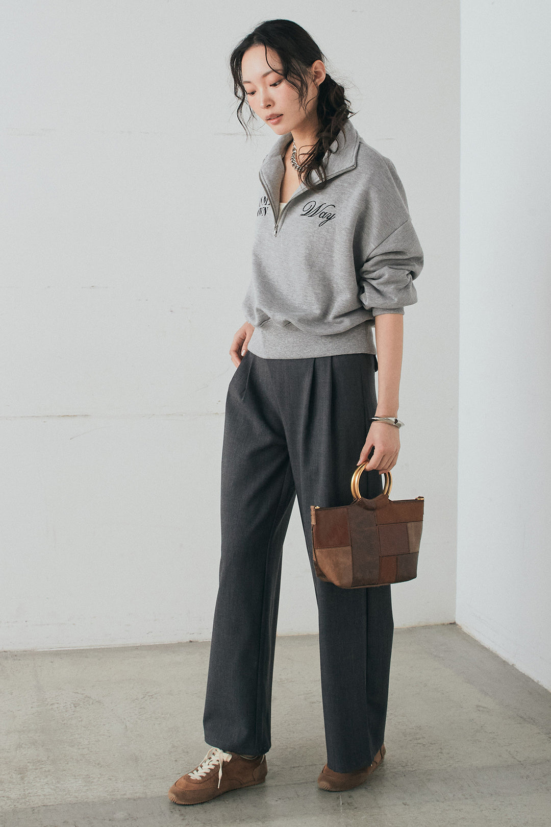 [SET]裏毛ロゴ刺繍ハーフZIPスウェット+斜めボタンタック入りスラックス(2set)