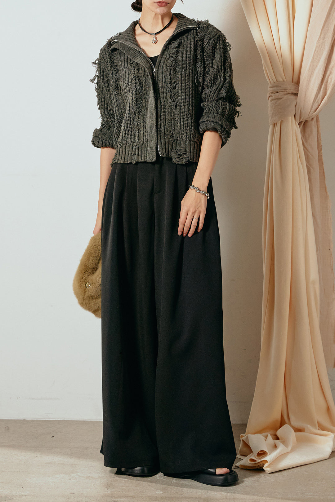 [SET]ハイネックフリンジジップニットトップス+ウエストステッチデザインワイドスラックス(2set)
