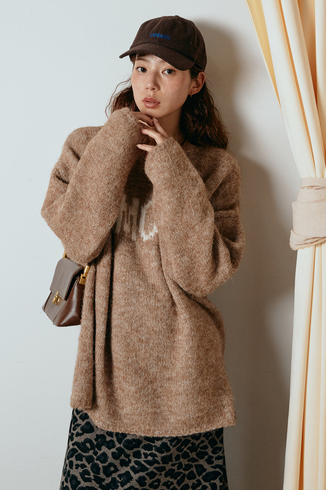 [SET]フロントロゴデザインニットトップス+レオパードロングスカート(2set)