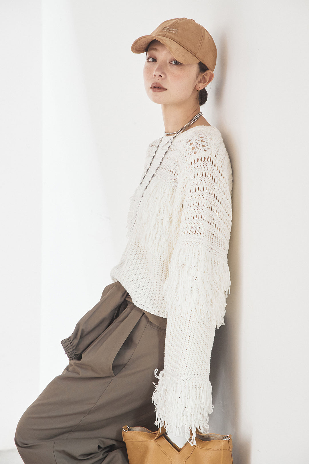 [SET]メッシュフリンジ切り替えプルオーバー+合繊ツイルスタンドウエスト巻きジョガーパンツ(2set)