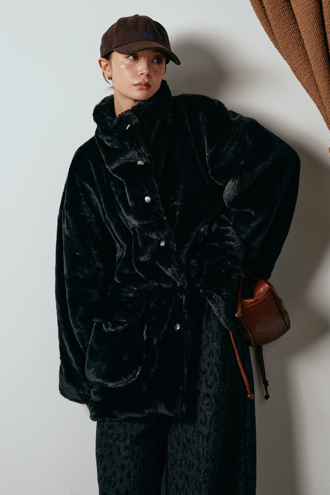 スタンドネックファーコート