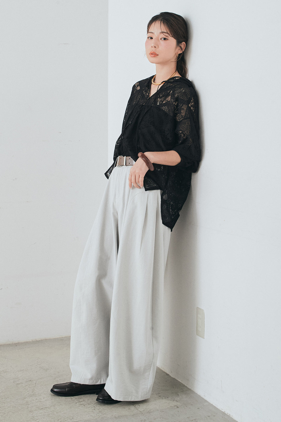 [SET]ブロックレースフード付きブラウス+ベルト付きサイドタックワイドパンツ(2set)