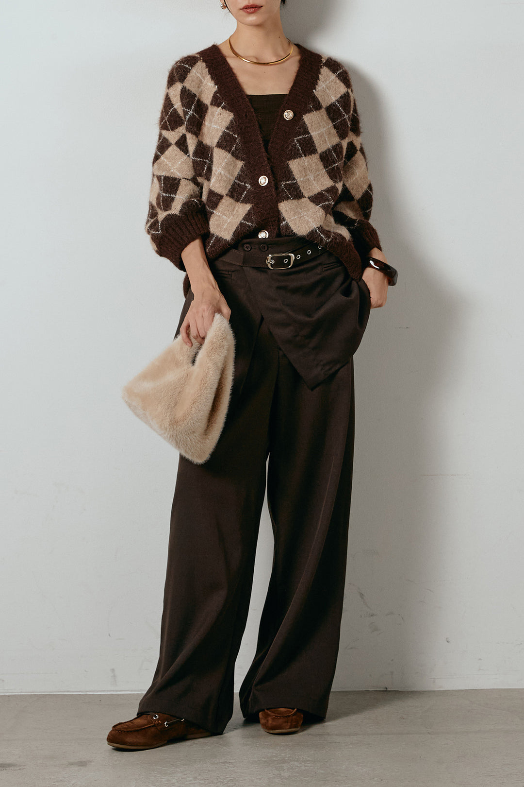 [SET]オーバーサイズ総柄Vネックニットカーディガン+ベルト付きウエストデザインパンツ(2set)