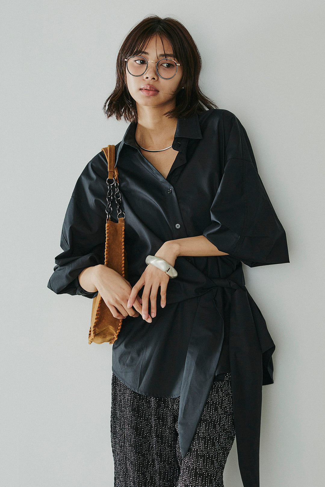 [SET]襟付き巻きデザインシャツ+シアーランダムドットラフパンツ(2set)