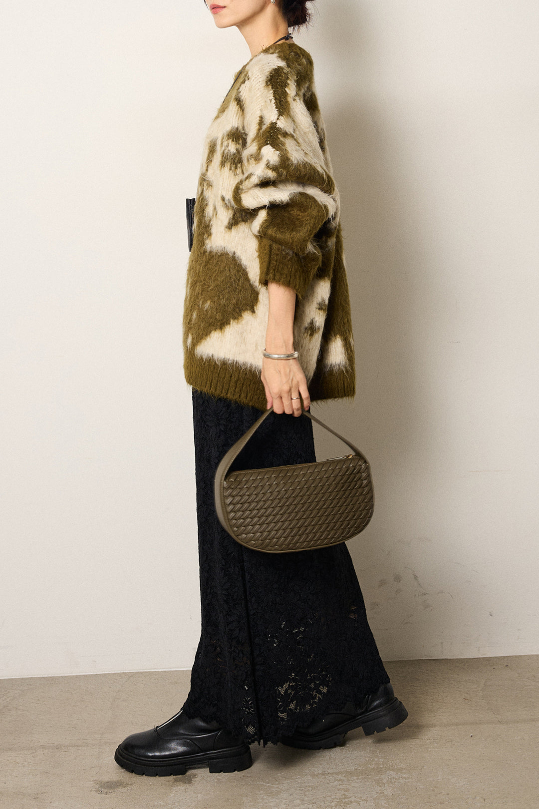 [SET]モヘアタッチマーブルニット+花柄刺繍ベロアフレアスカート(2set)