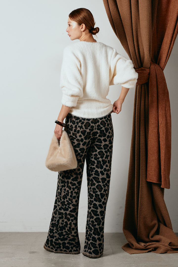 [SET]シャギーカシュクールニットトップス+リラックスレオパード柄ニットパンツ(2set)