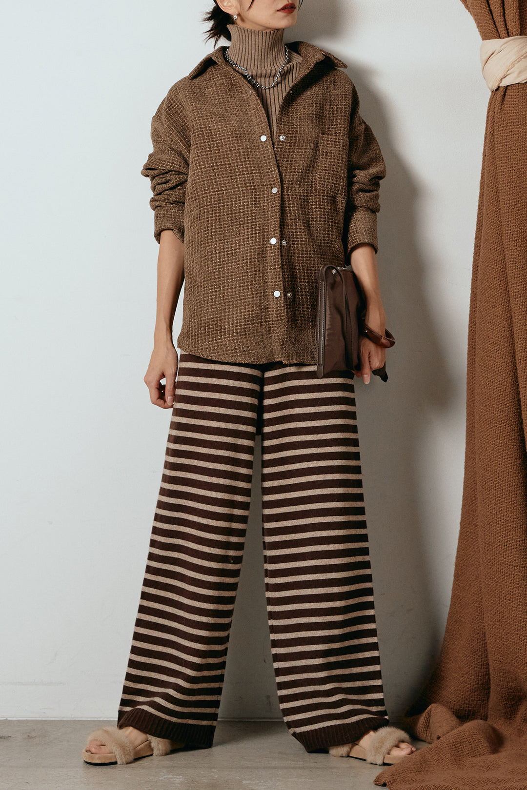 [SET]ルーズクラッシュツイルシャツ+ボーダーリラックスニットパンツ(2set)