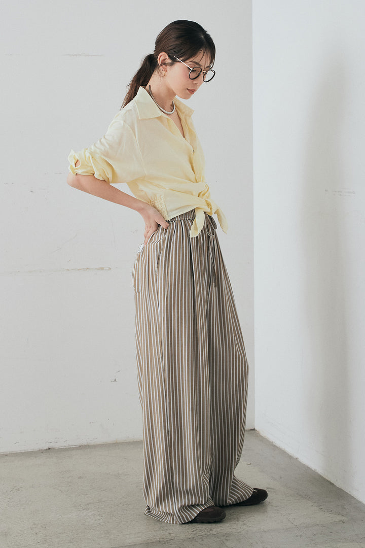 [SET]裾巻きツイストデザインシャツ+レーヨンストライプイージーワイドパンツ(2set)
