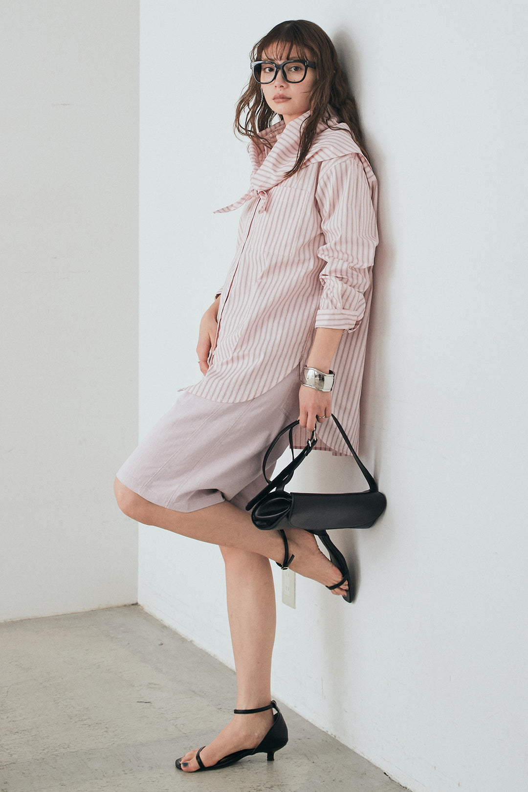 [SET]ランダムストライプスカーフ付きシャツ+デニムハーフパンツ(2set)