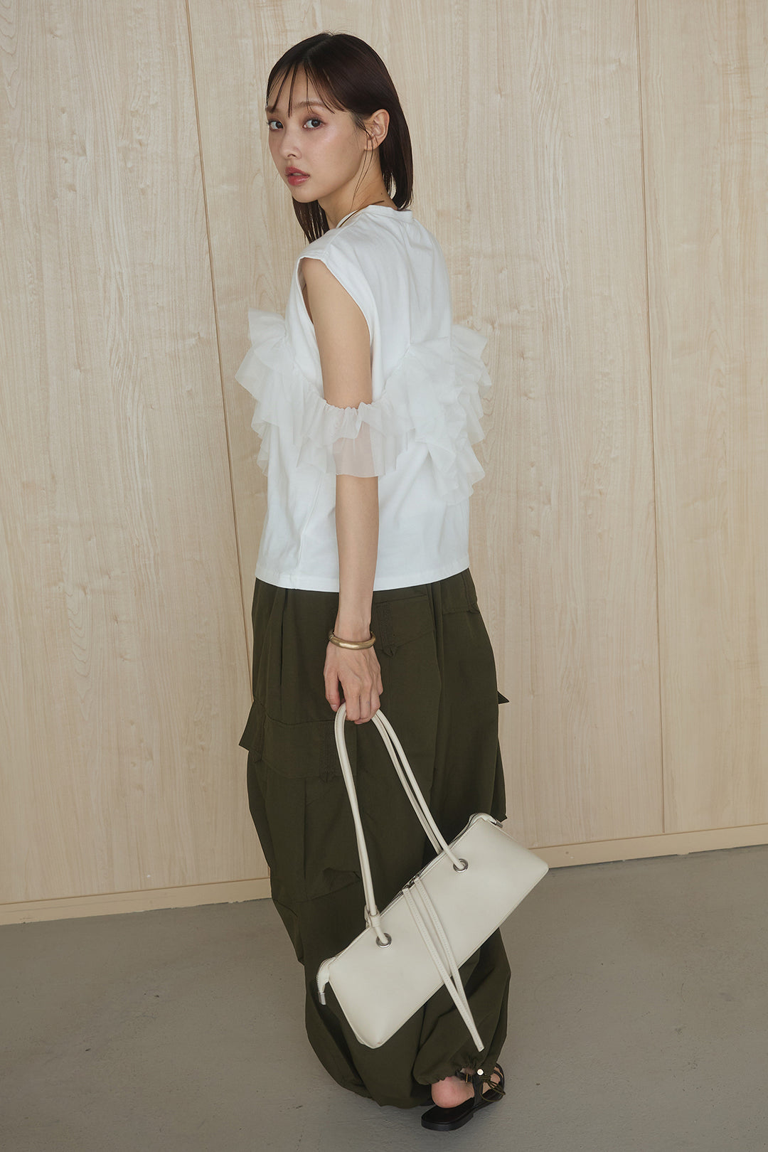 [SET]チュールフリルフレンチTシャツ+ルーズカーゴワイドパンツ(2set)