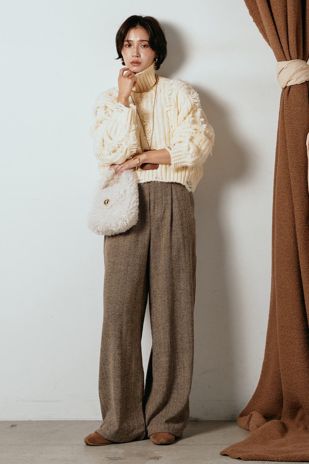 [SET]フリンジタートルショートニット+クラシックヘリンボーンサロペット(2set)