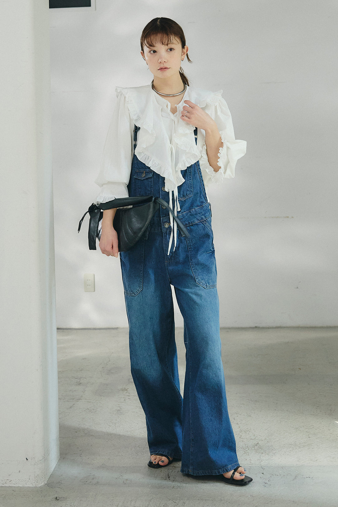 [SET]コットンフリルブラウス+デニムサロペットワイドパンツ(2set)