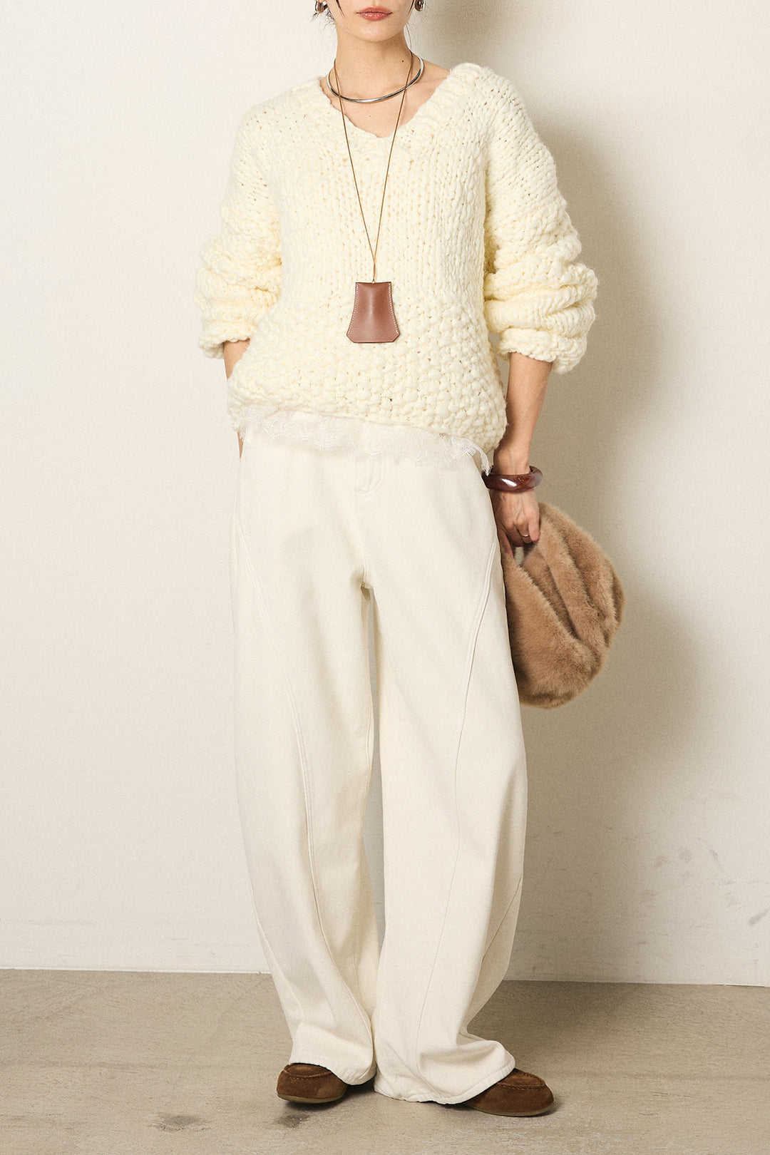 [SET]Vネックハンド編みニットトップス+ベルト付きカジュアルカーブワイドパンツ+レース切り替えキャミソール(3set)