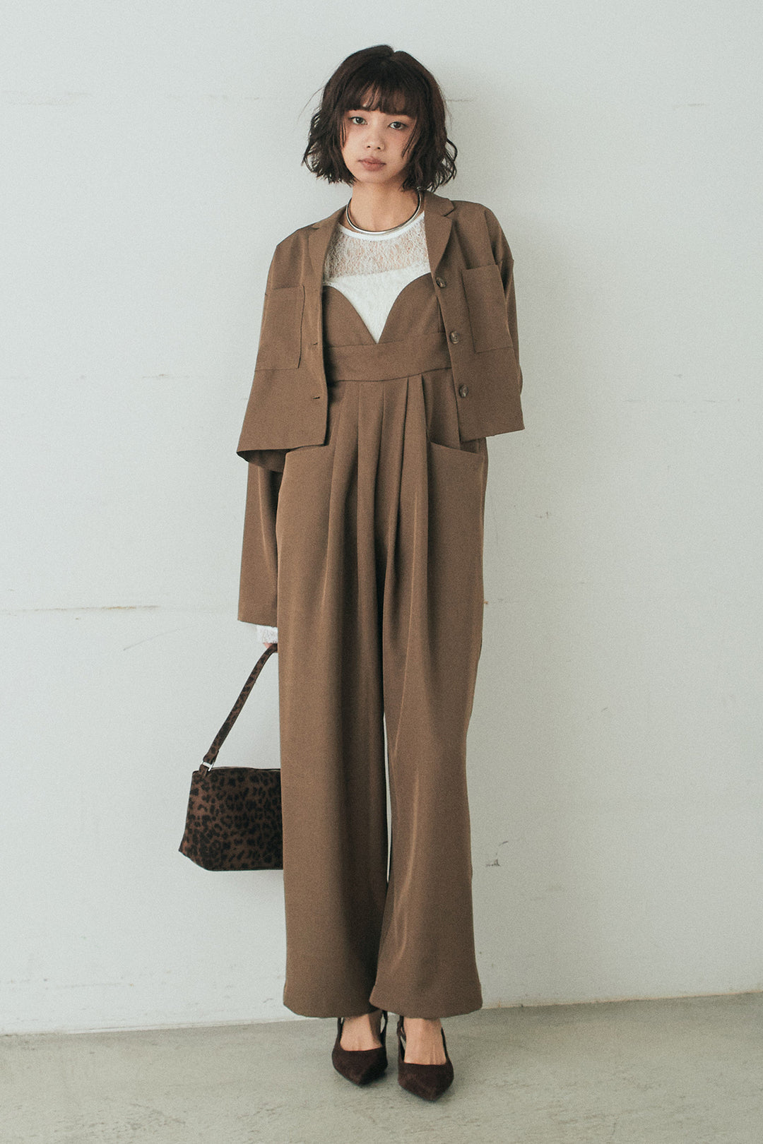 [SET]バックジップデザインショートツイルジャケット+キャミロングオールインワン+ストレッチレースクルーネックインナー(3set)