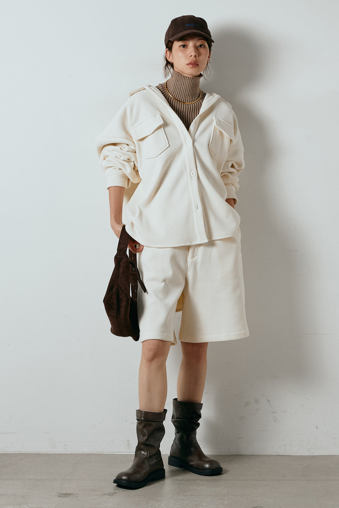 [SET]襟付きコーデュロイポケットシャツ+リブニットシームレスタートルプルオーバー+リラックスコーデュロイハーフパンツ(3set)