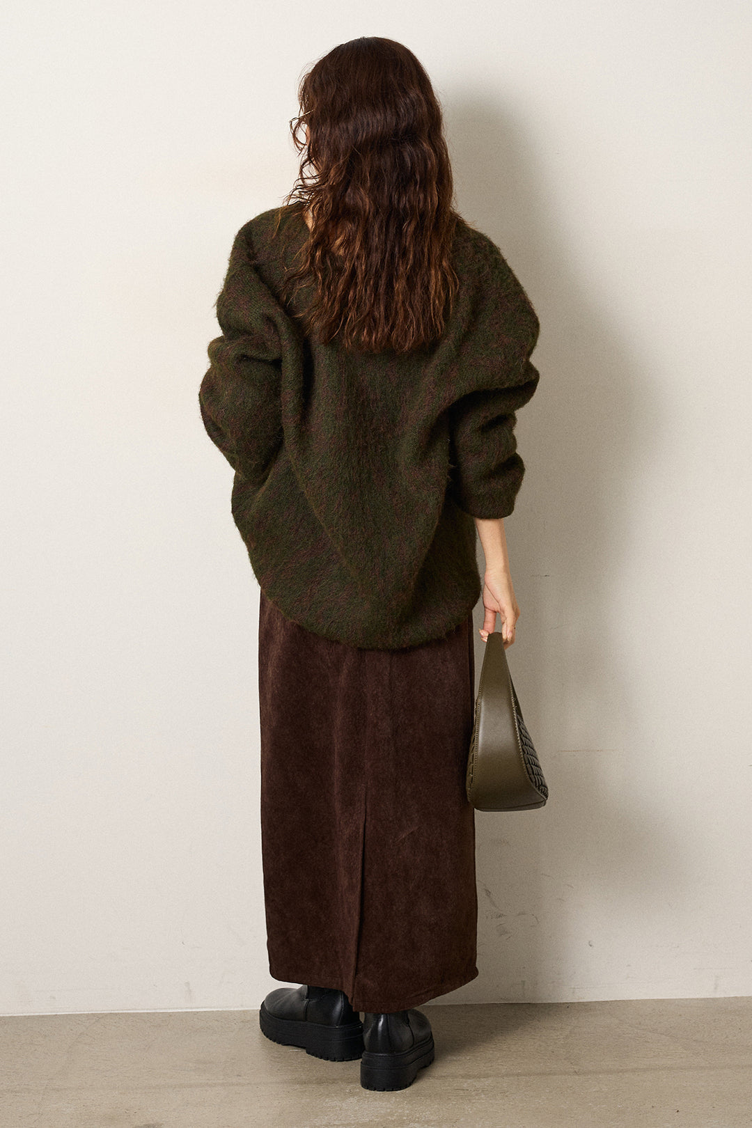 [SET]フラッフィーレオパードシャギーニット+ロープベルト付きスウェード調スカート(2set)