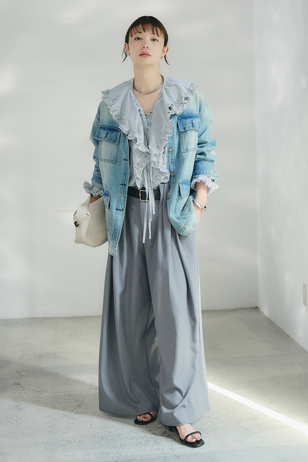 [SET]ノーカラーデニムポケットジャケット+コットンフリルブラウス+ベルト付きタックデザインハイウエストロングパンツ(3set)