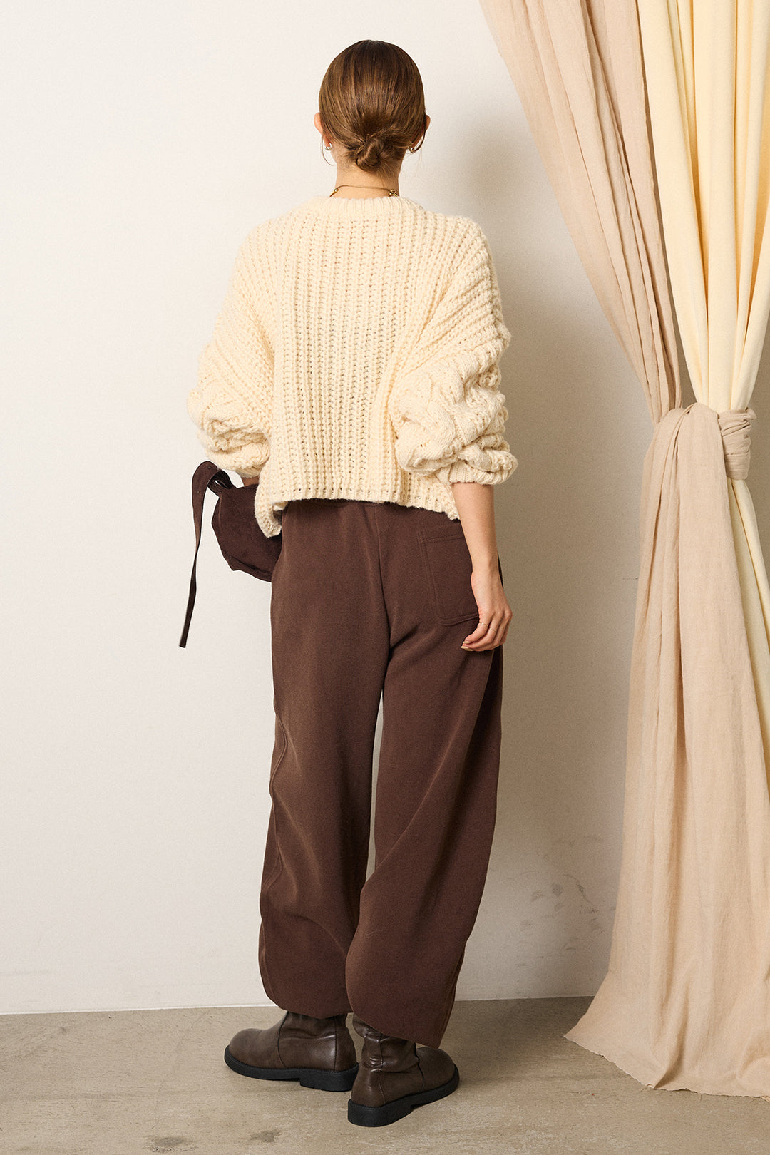 [SET]ケーブルリラックスショートニット+スウェットワイドカーブパンツ(2set)