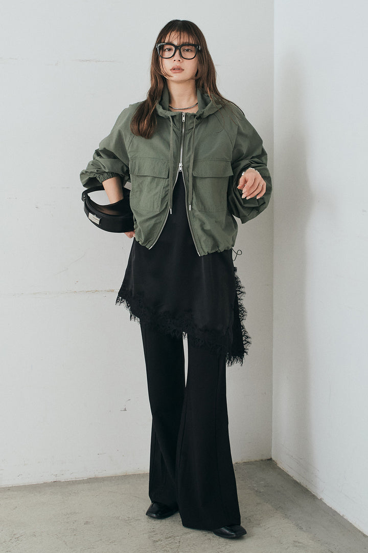[SET]ナイロンボリュームWジップパーカーブルゾン+サテンレースアシメキャミ+細編みベルト付きパンツ+サテンレースアシメキャミ(3set)